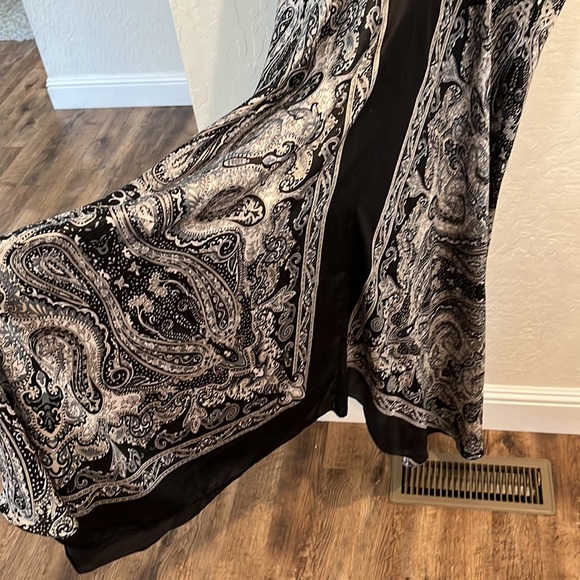 Handmade silk dress from Hawaii- low front and back with winched tie under chest - Picture 2 of 4